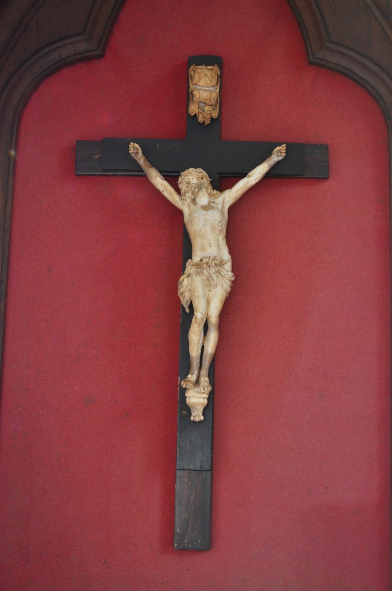Crucifix - Christ Vivant Sculpté - Circa 1800-photo-2