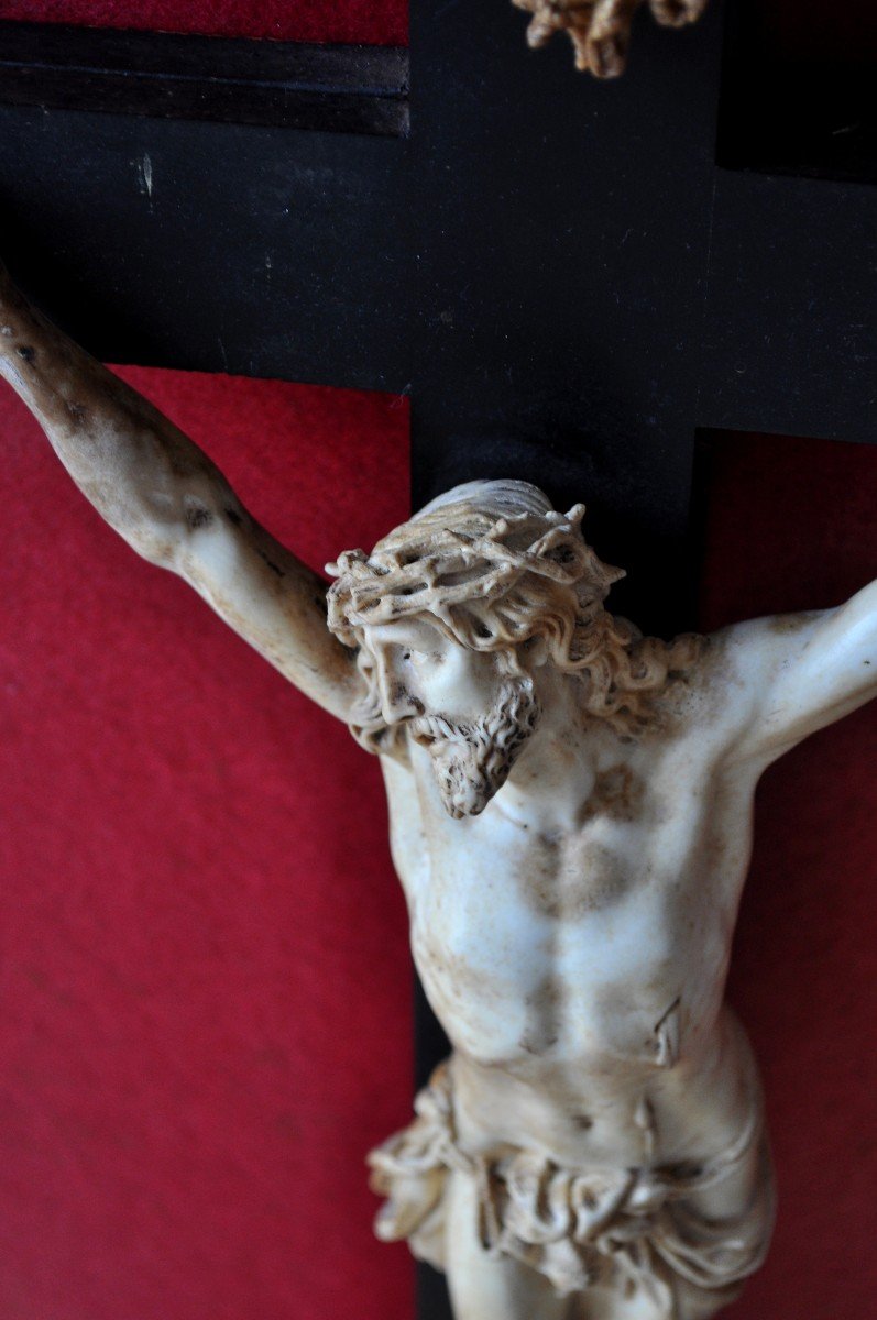 Crucifix - Living Christ Sculpted - Circa 1800-photo-4