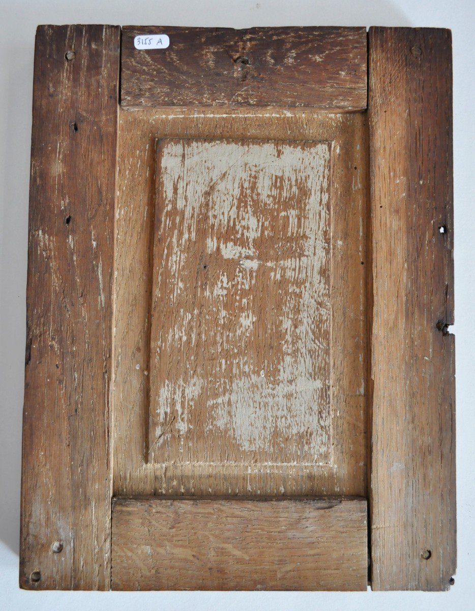 Carved Wooden Panel With Character Decor-photo-1