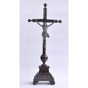 Crucifix On Wooden Base - Netherlands - Early 19th Century