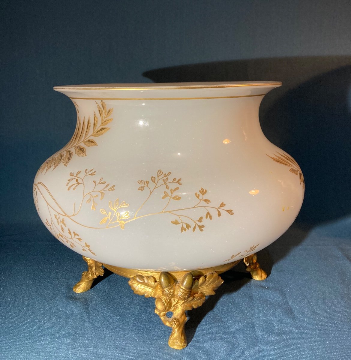 Coupe, Centre De Table En Opaline Blanche De Baccarat, Travail Vers 1890-photo-3