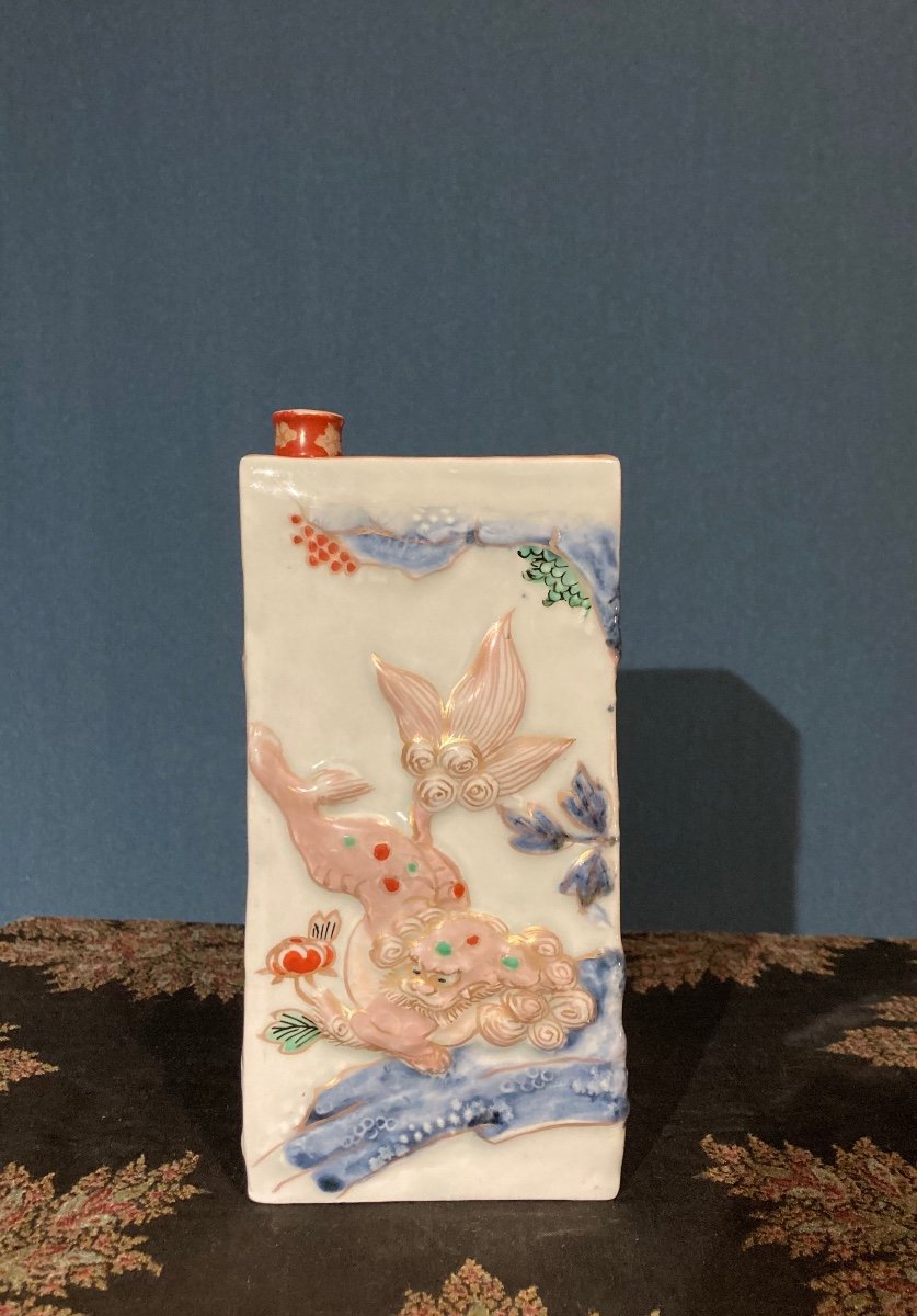 Arita Porcelain Sake Bottle, Japan Tokugawa Period-photo-1