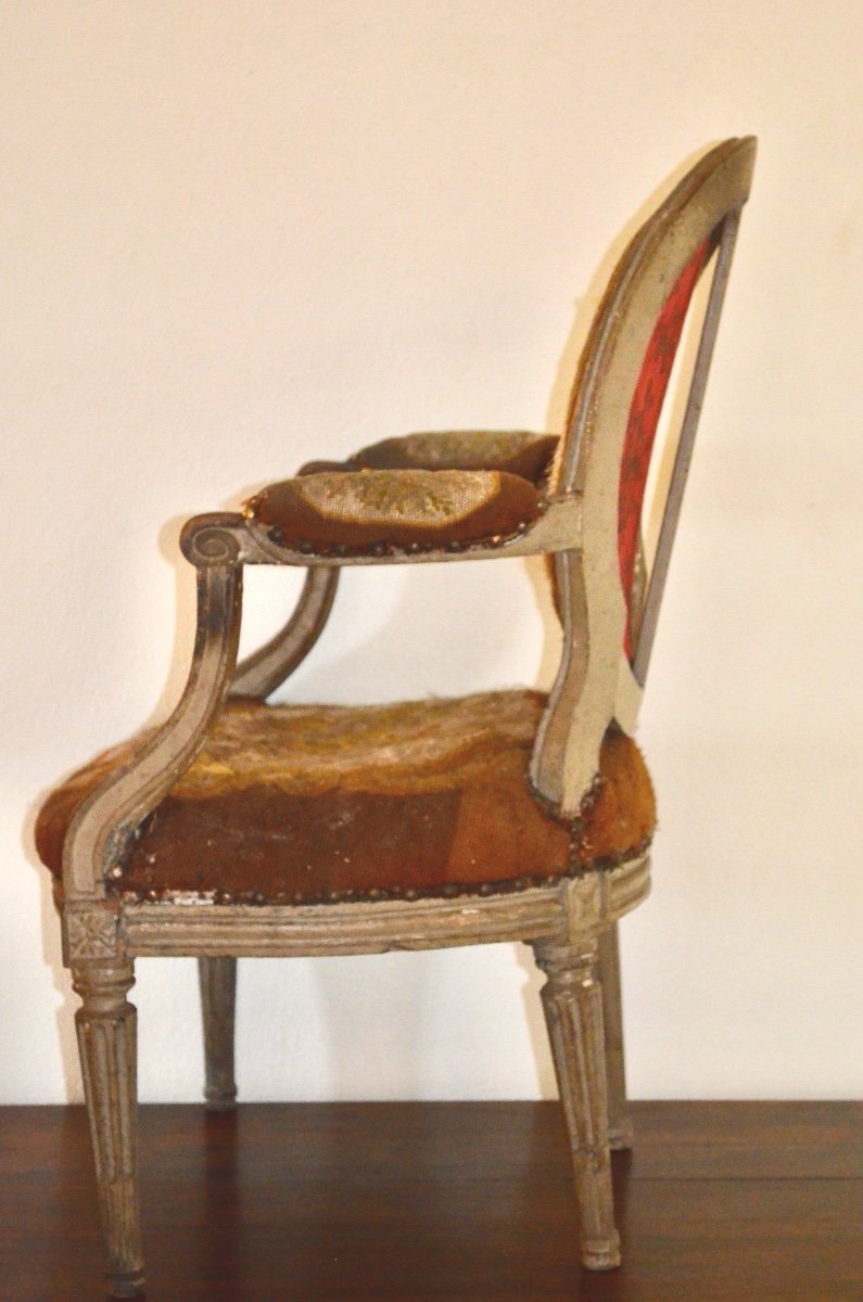 Fauteuil d'Enfant à Médaillon d'époque Louis XVI-photo-2