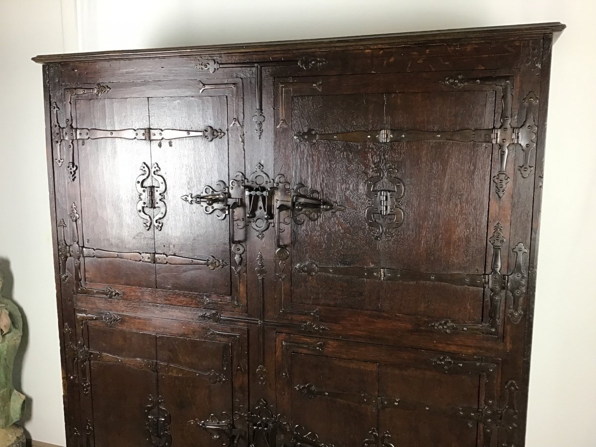 Medieval Cabinet With 4 Doors In Solid Oak-photo-4