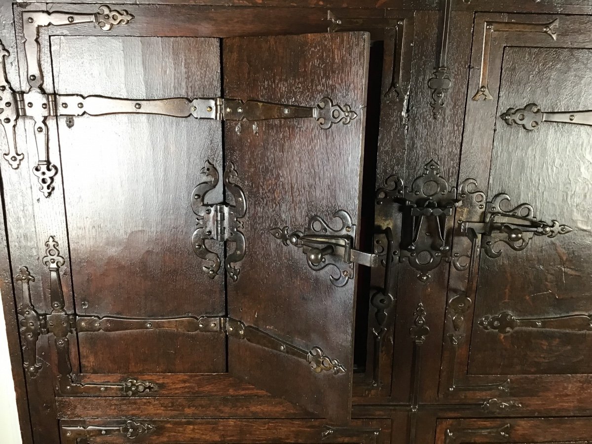 Medieval Cabinet With 4 Doors In Solid Oak-photo-1