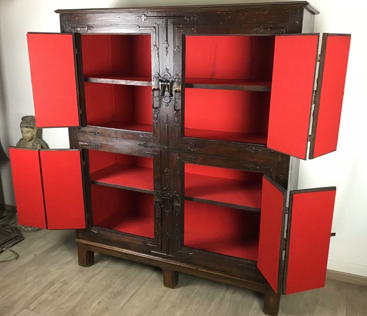 Medieval Cabinet With 4 Doors In Solid Oak-photo-7