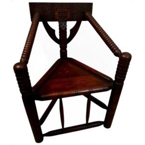 19th Century Northern European Tripod Armchair In Solid Oak Arts & Crafts