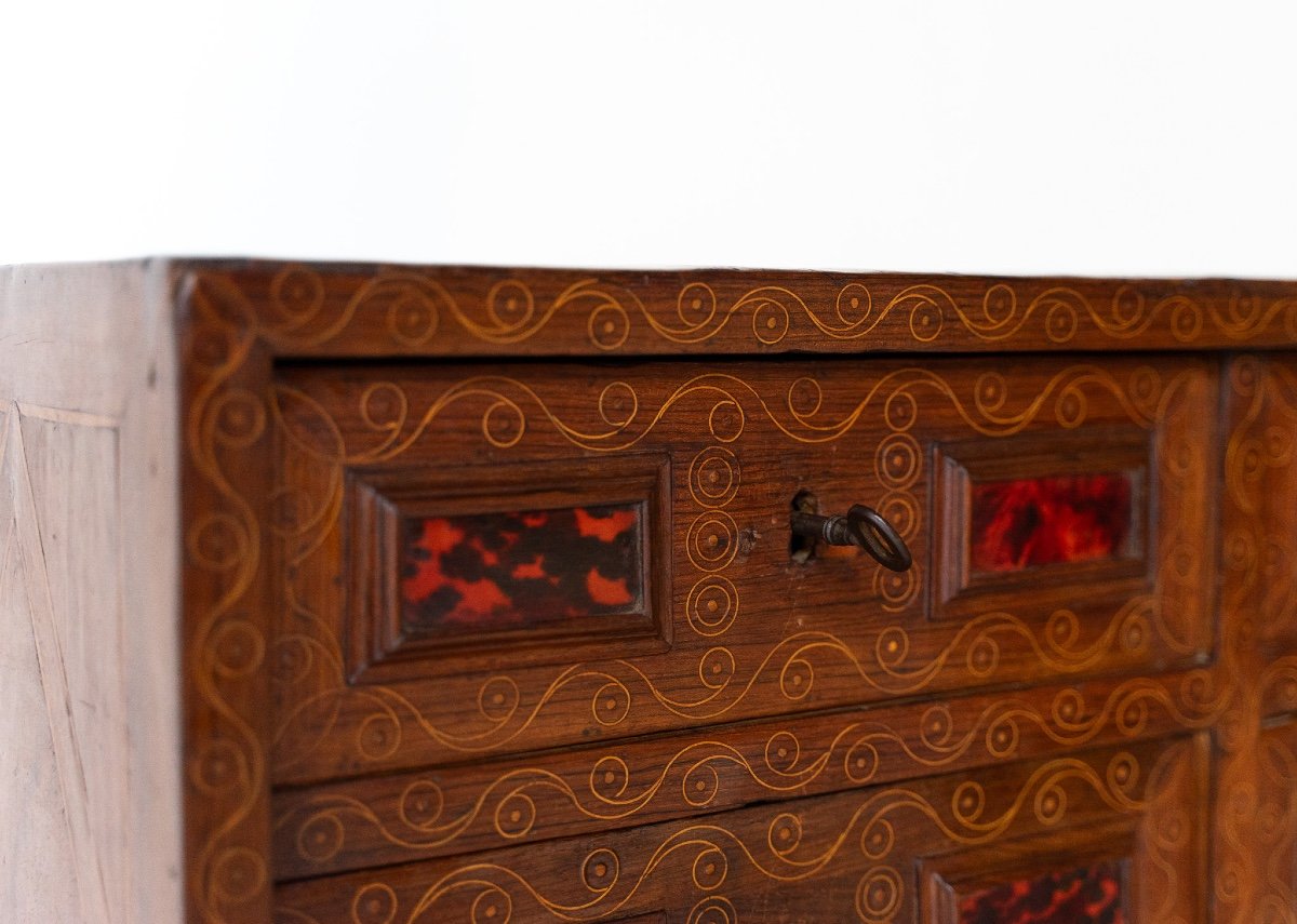 Ancient Walnut Inlaid Maple Dresser -photo-2