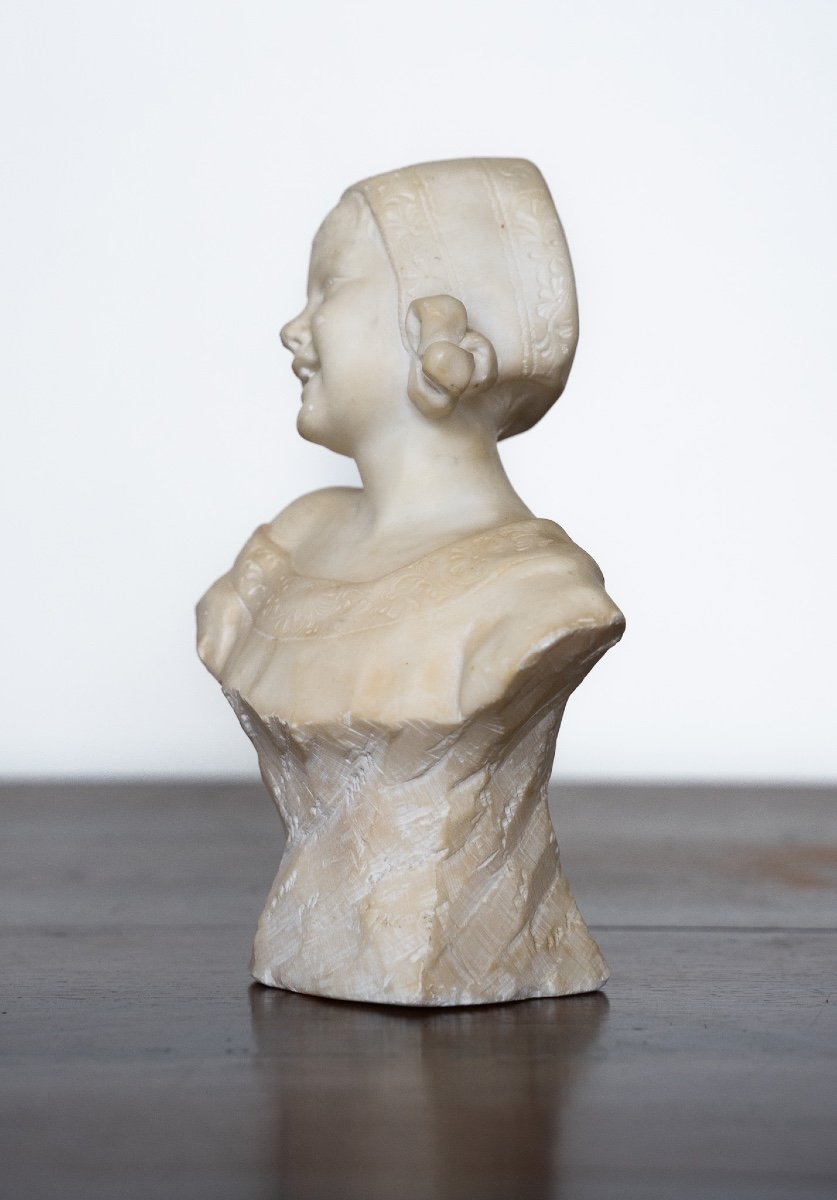 Alabaster Bust Depicting A Young Woman  -photo-3