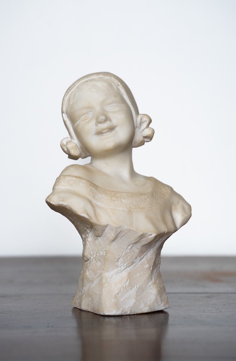 Alabaster Bust Depicting A Young Woman  -photo-4