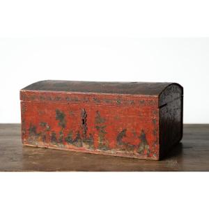 Venetian Chest In Decorated Red Lacquer  