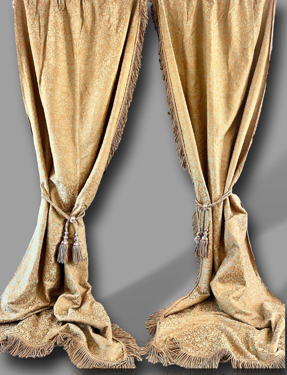 Pair Of Impressive St.renaissance Hangings In Gold And Pale Blue