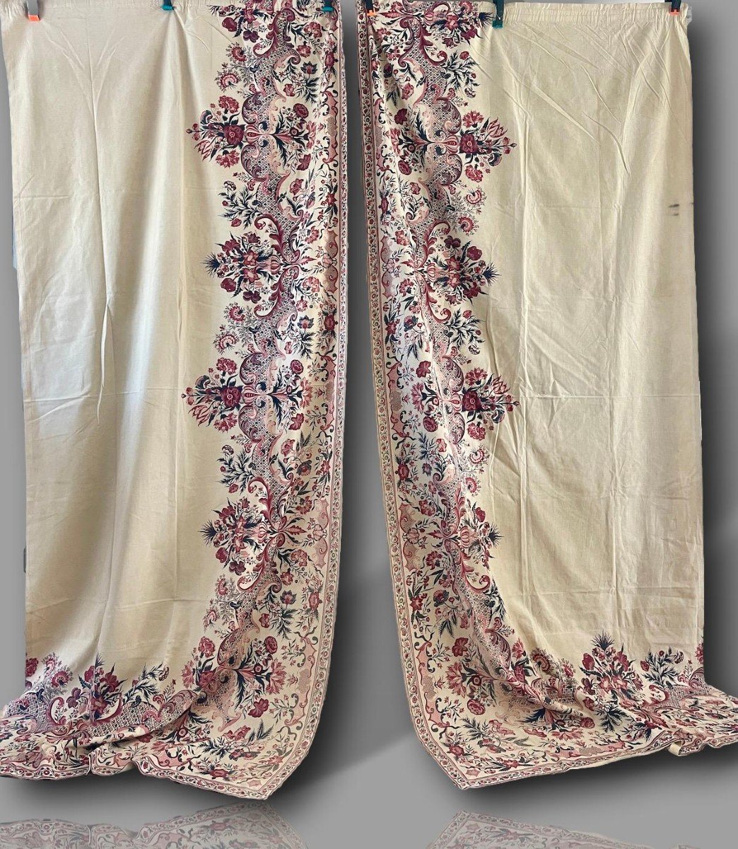 Second Pair Of Linen Curtains - Elegant And Refined Indian Decor-photo-4