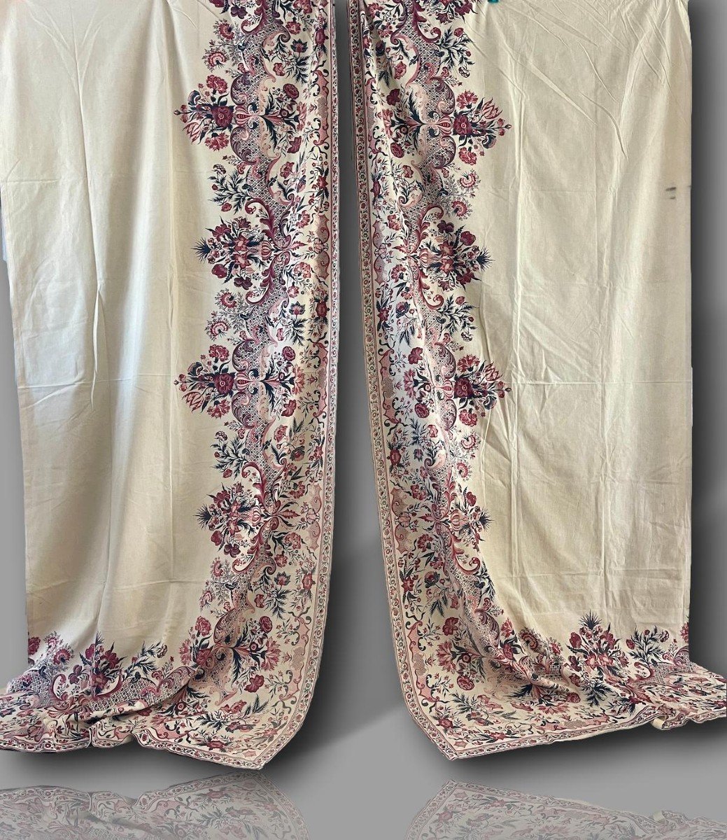 Second Pair Of Linen Curtains - Elegant And Refined Indian Decor