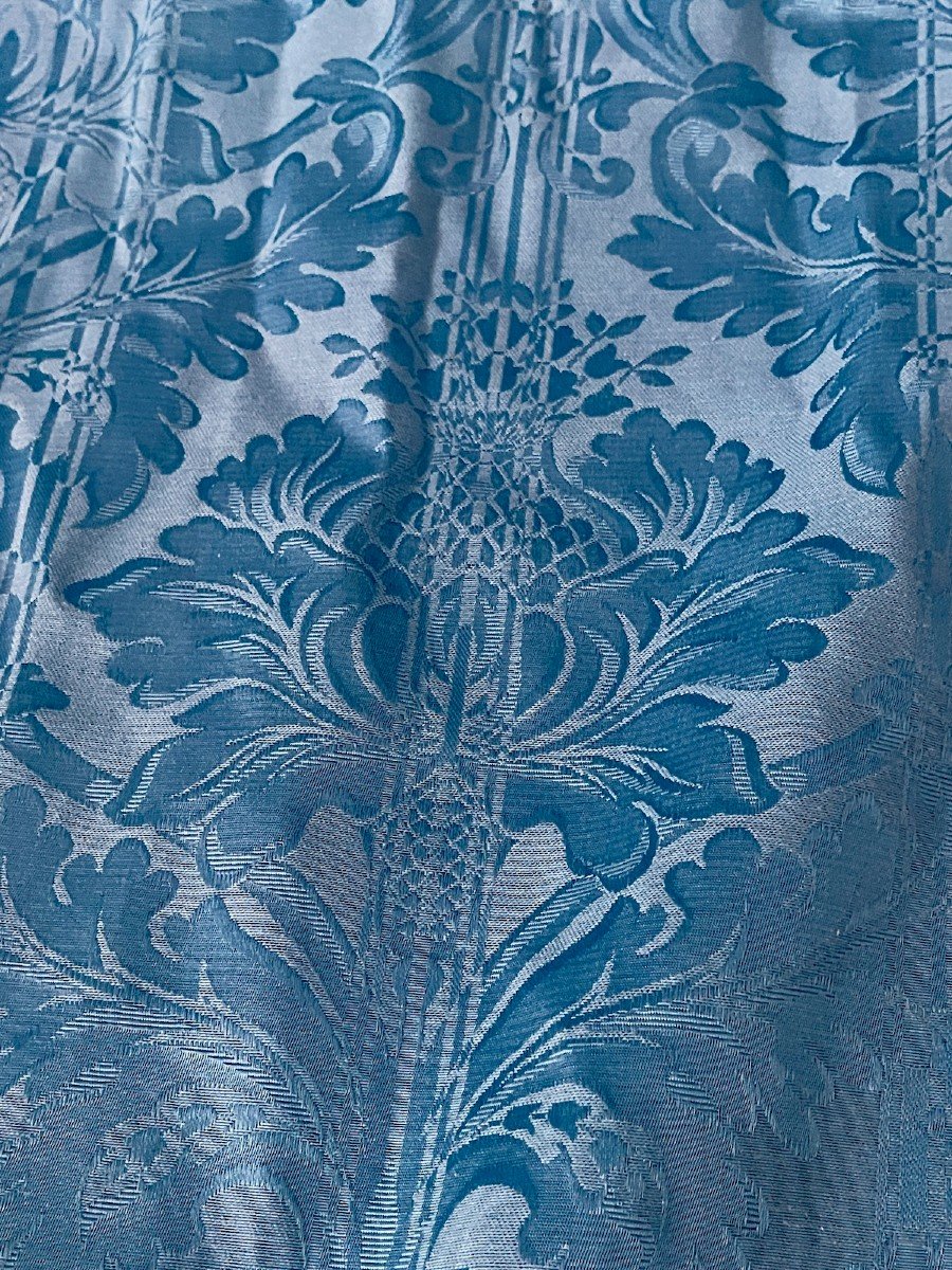 Exceptional And Important Pair Of Blue Patterned Silk Curtains-photo-3