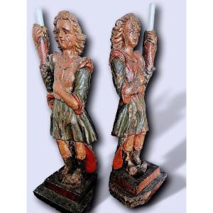 Large Pair Of Wooden Ceroferian Angels - Siena, 16th Century