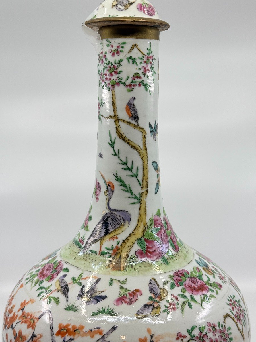 Long Necked Vase In Canton Porcelain, China, 19th Century-photo-1