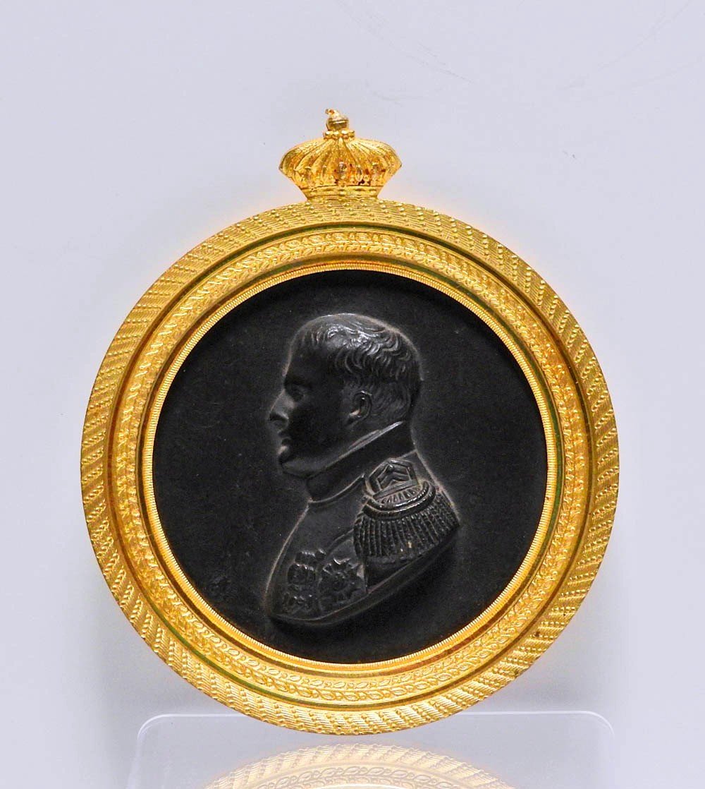 Profil De Napoléon 1er Médaillon En Bronze Doré Et Patiné