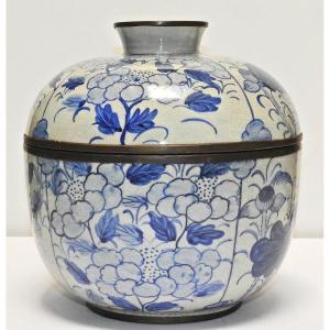 Pot Couvert En Porcelaine Chinoise Marque Ming