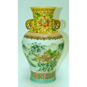Vase En Porcelaine De Chine Marque Qianlong