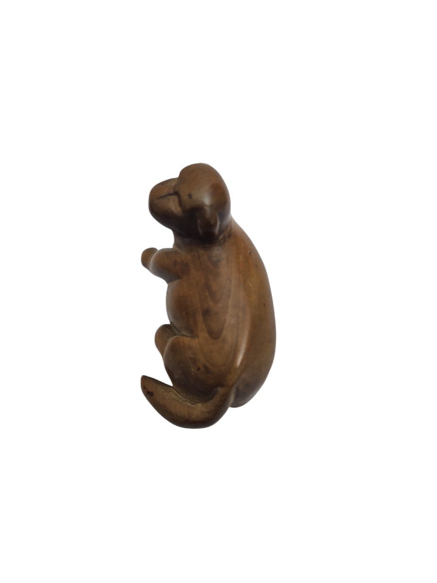 Netsuke  Of A Reclining Dog -photo-5