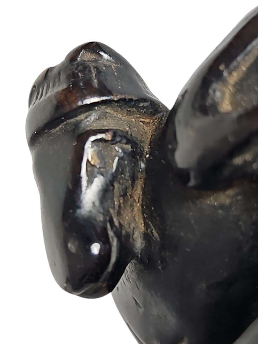 Cheval Chokaro Sur Une Gourde. Netsuke -photo-1