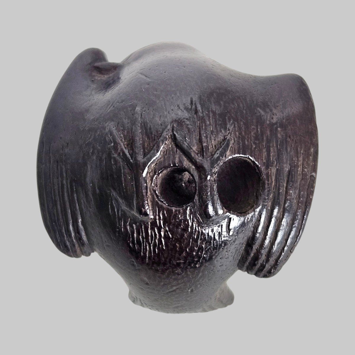 Netsuke Depicting A Sparrow -photo-2