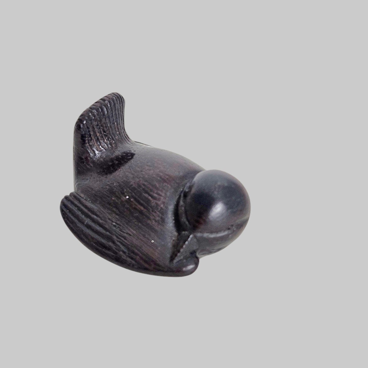 Netsuke Depicting A Sparrow -photo-4