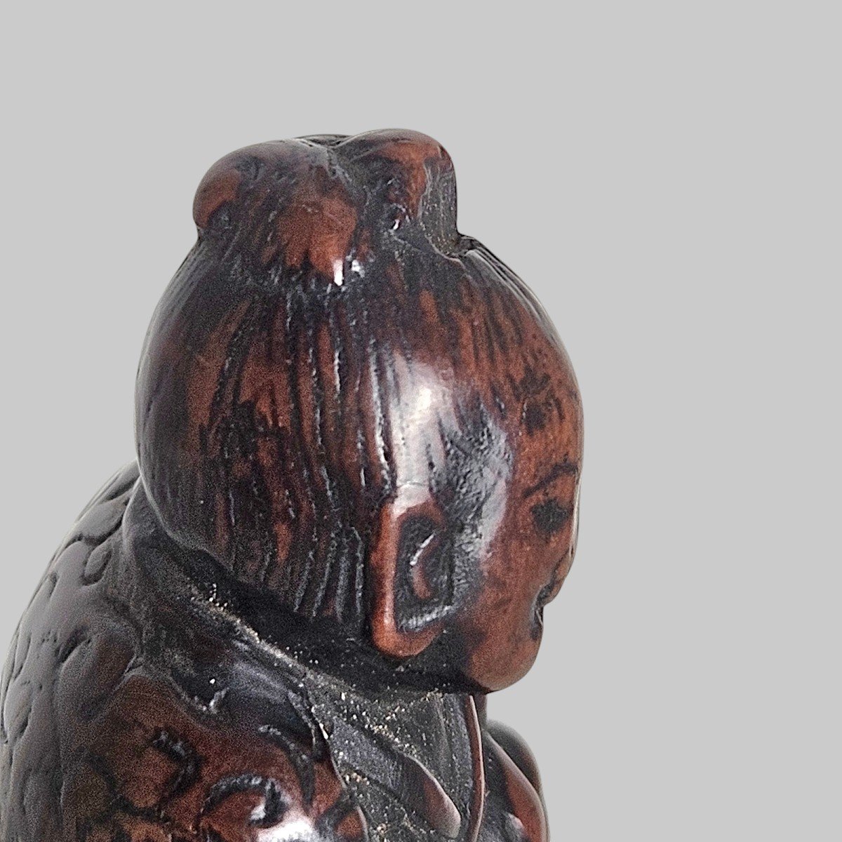 Netsuke Représentant Une Mère Et Son Enfant -photo-3