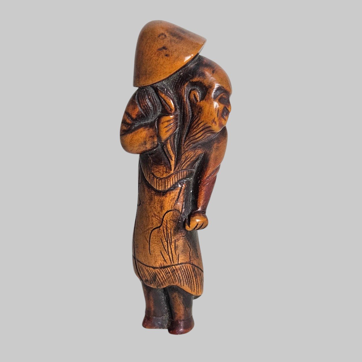 Netsuke Représentant Un Hollandais 