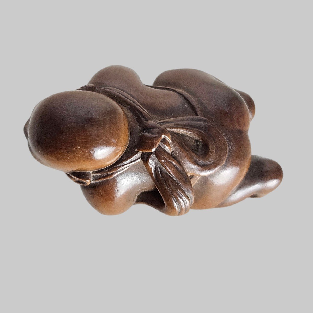 Netsuke Représentant Un Bébé -photo-3