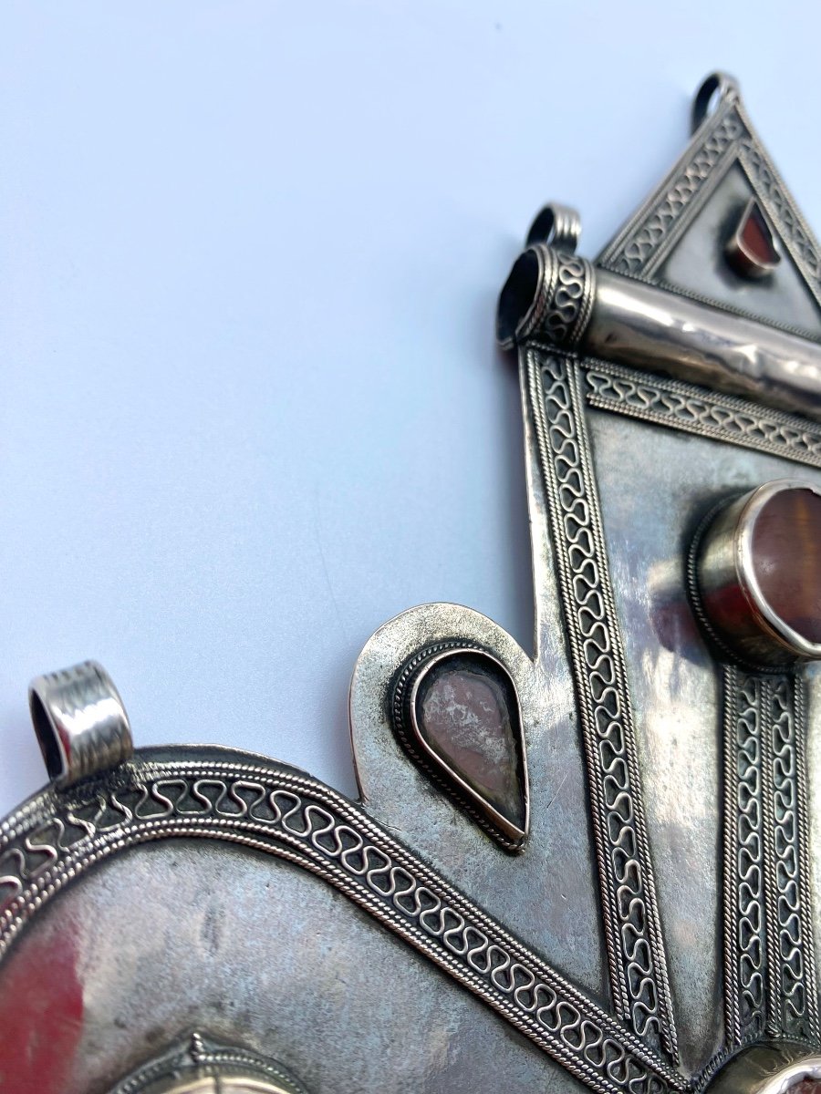 Antique Large 27 Cm Asyk Turkmenistan Ersari Heart Shaped Pendant In Silver And Carnelians-photo-4