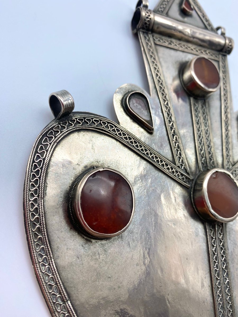 Antique Large 27 Cm Asyk Turkmenistan Ersari Heart Shaped Pendant In Silver And Carnelians-photo-7