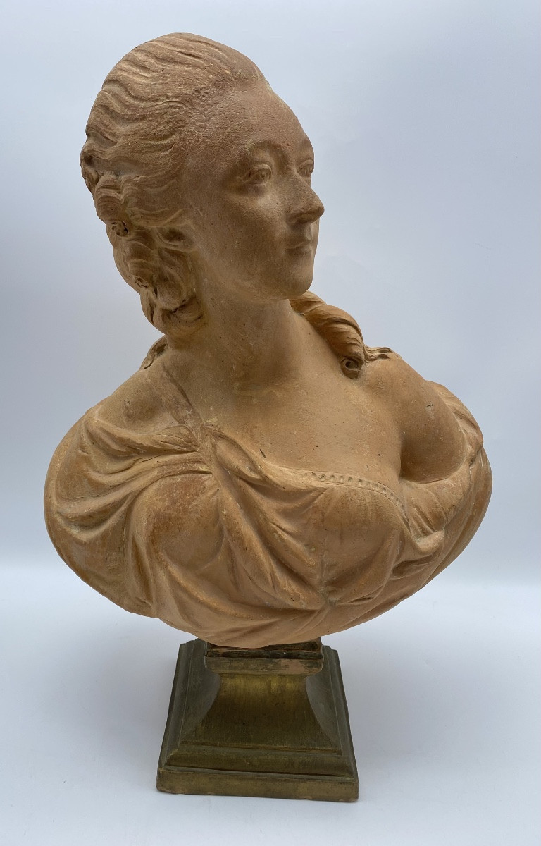 XIX Ancien Buste 46 cm En Terre Cuite Du XIXe Siècle De Madame Du Barry d'Après A. Pajou Signé