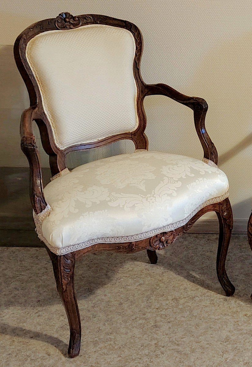 PAIRE DE FAUTEUILS LOUIS XV / XVIII ème siécle-photo-8