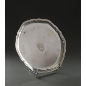 Plat rond en argent (Marseille, 1766) 