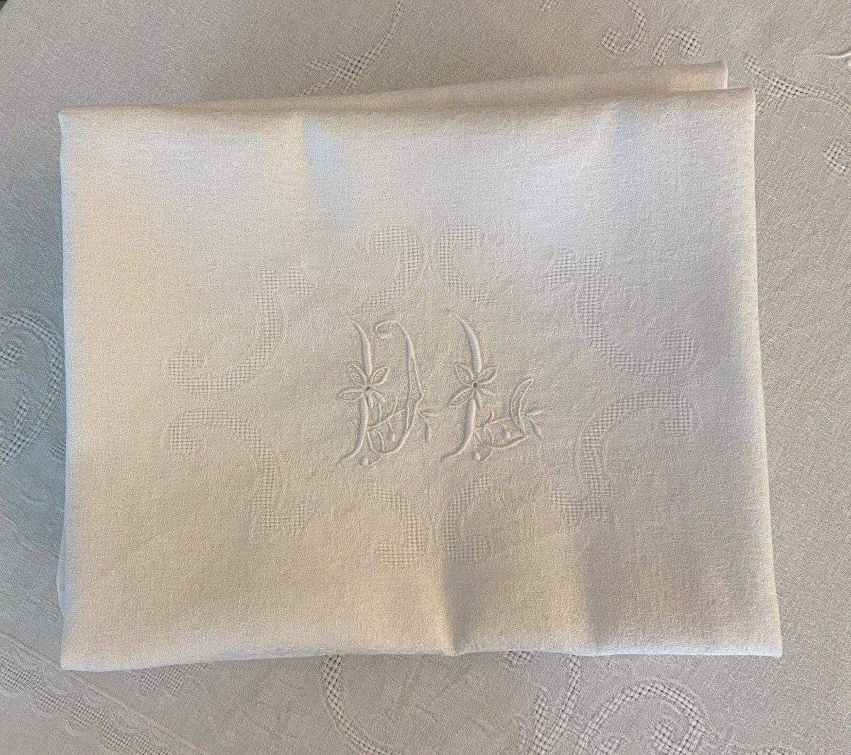 Nappe Et Ses 12 Serviettes en Damassé En Lin Brodées Et Monogrammées DL  Début XX ème-photo-2