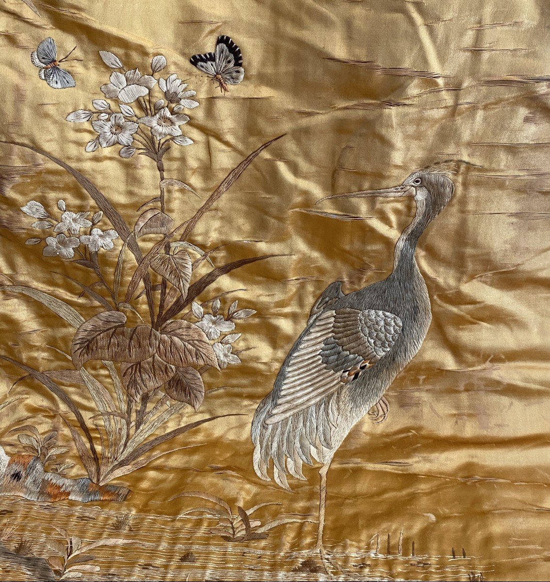 Chinese Golden Silk Embroidered Hanging 