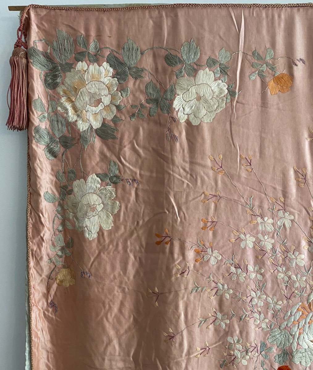 Asian Pink Silk Hanging With Embroidered Peonies-photo-3