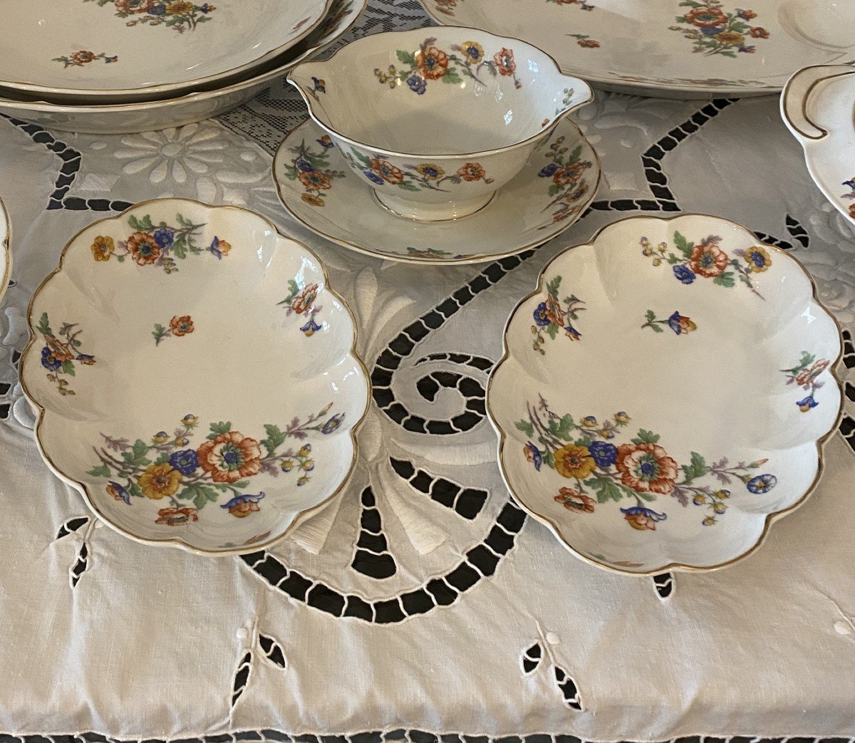 Service De Table En Porcelaine De Limoges Théodore Haviland 73 Pcs -photo-5