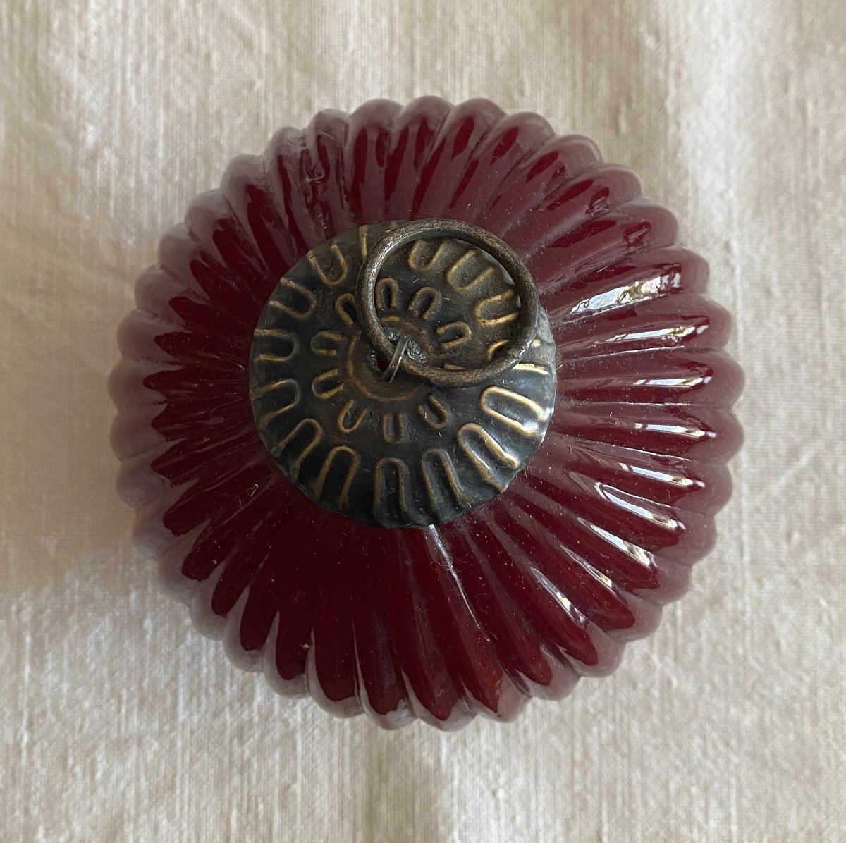 3 19th Century Fluted Christmas Balls With Brass Fasteners-photo-2