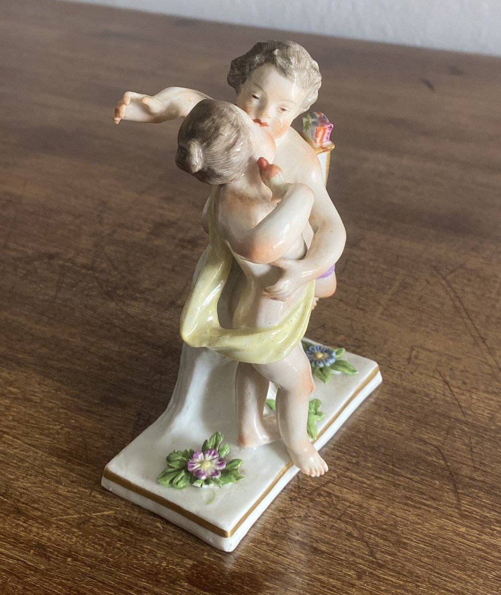 Figurines En Porcelaine De Saxe Polychrome " Le Baiser " XIX ème-photo-3