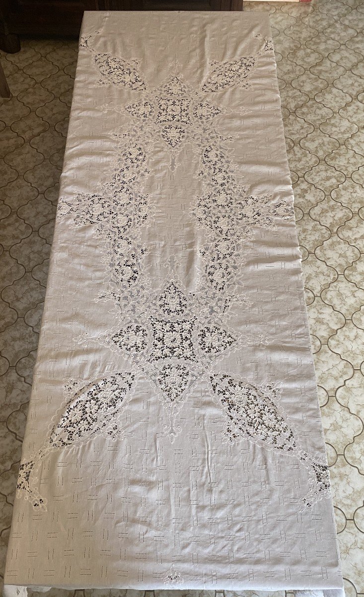 19th Century Luxeuil Lace Decorated Linen Tablecloth-photo-2