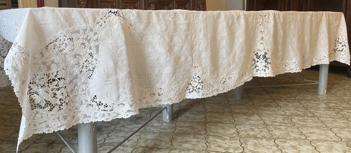 19th Century Luxeuil Lace Decorated Linen Tablecloth-photo-3