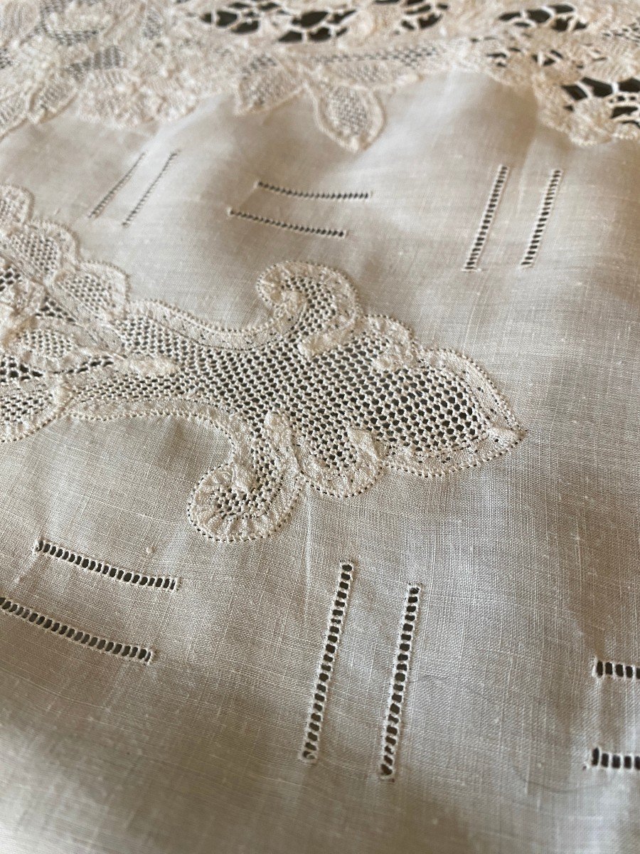 19th Century Luxeuil Lace Decorated Linen Tablecloth-photo-4