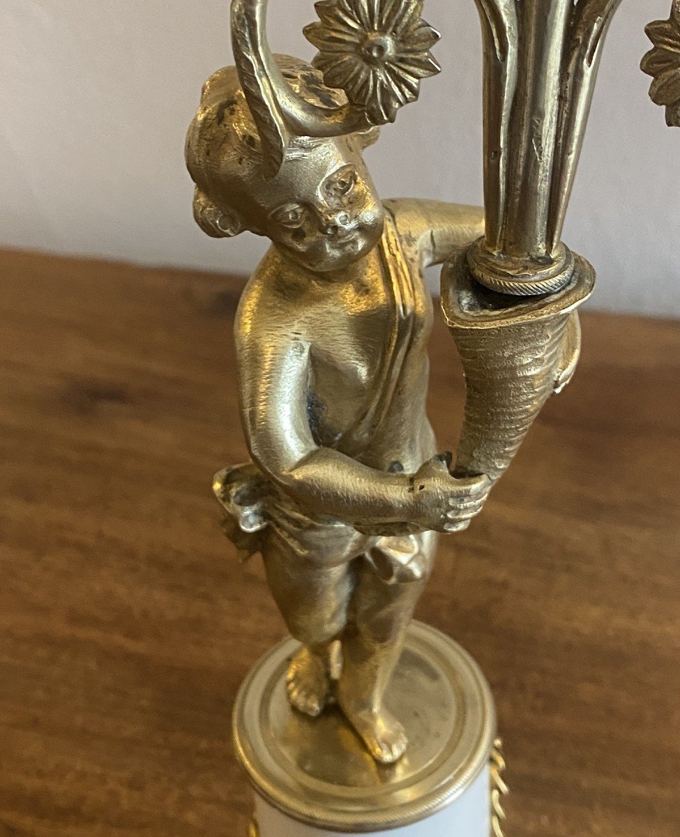 Paire De Flambeaux Ou Bougeoirs Louis XVI Aux Putti En Bronze Doré XVIII ème-photo-5