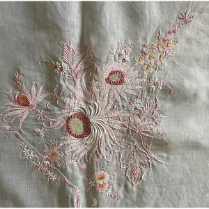 Tablecloth And Its 12 Pink Embroidered Linen Napkins With Flowers And Foliage Decor