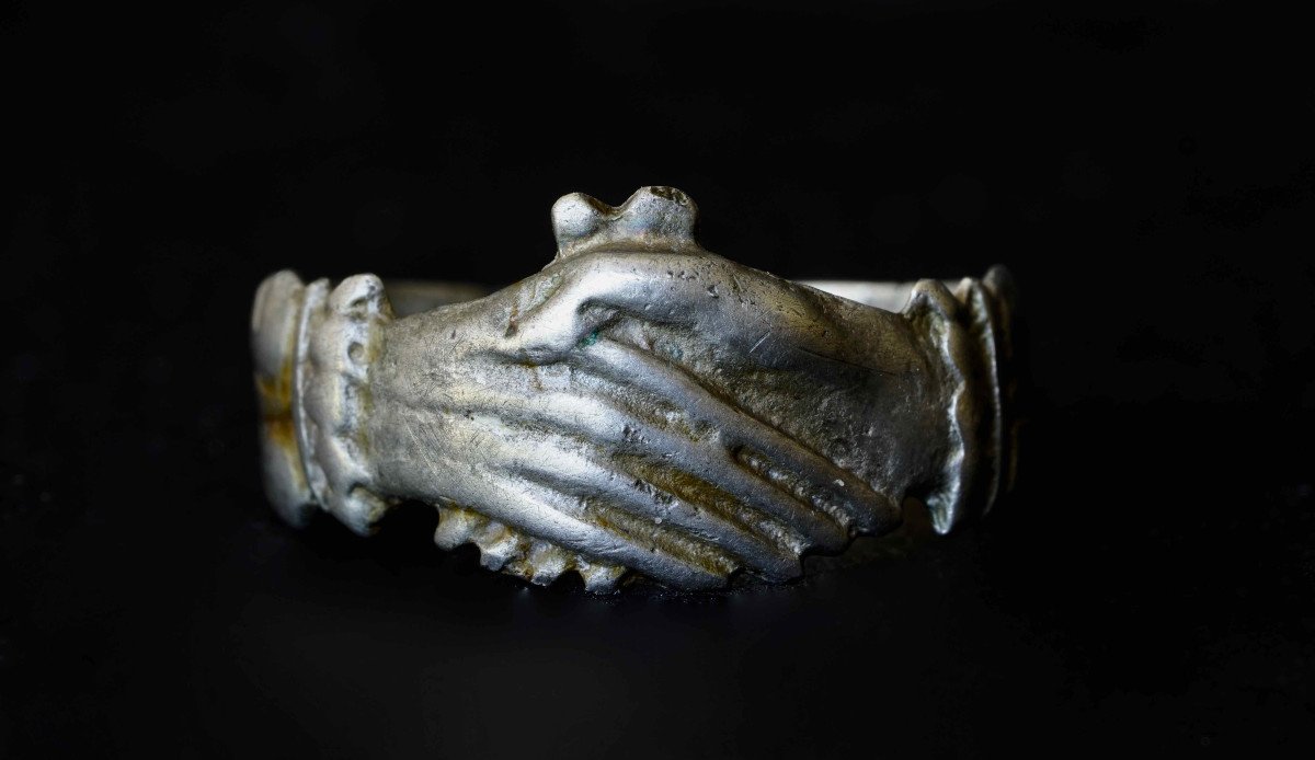 Rare And Beautiful “fede Ring” In Silver From The 17th Century