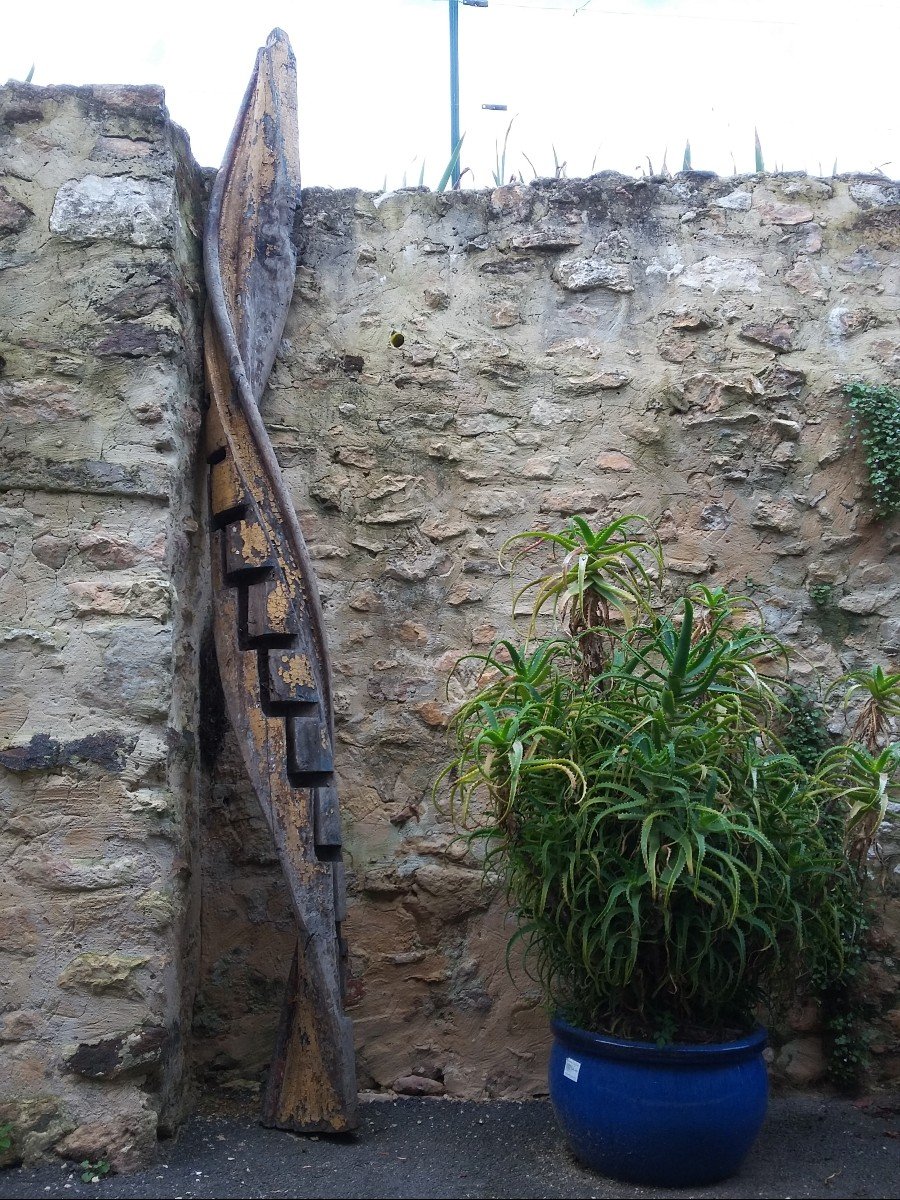 Colonnes D’escalier Hélicoïdal En Chêne (xvième)