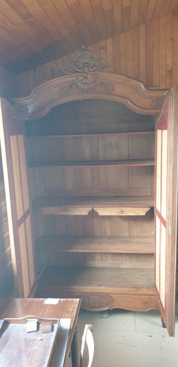 Beautiful Wardrobe With Two Mirrored Doors And Its Carved Cornice - Louis XV Style-photo-3